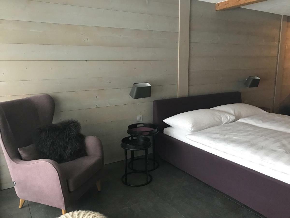 Charly Studio In Gstaad Bagian luar foto